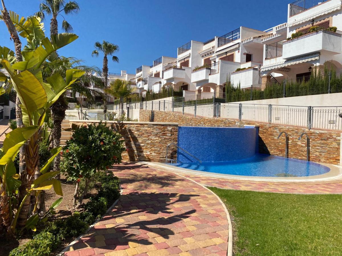 Impresionante Piso De Planta Baja Cerca Al Mar Apartment ตอร์เรเวียคา ภายนอก รูปภาพ