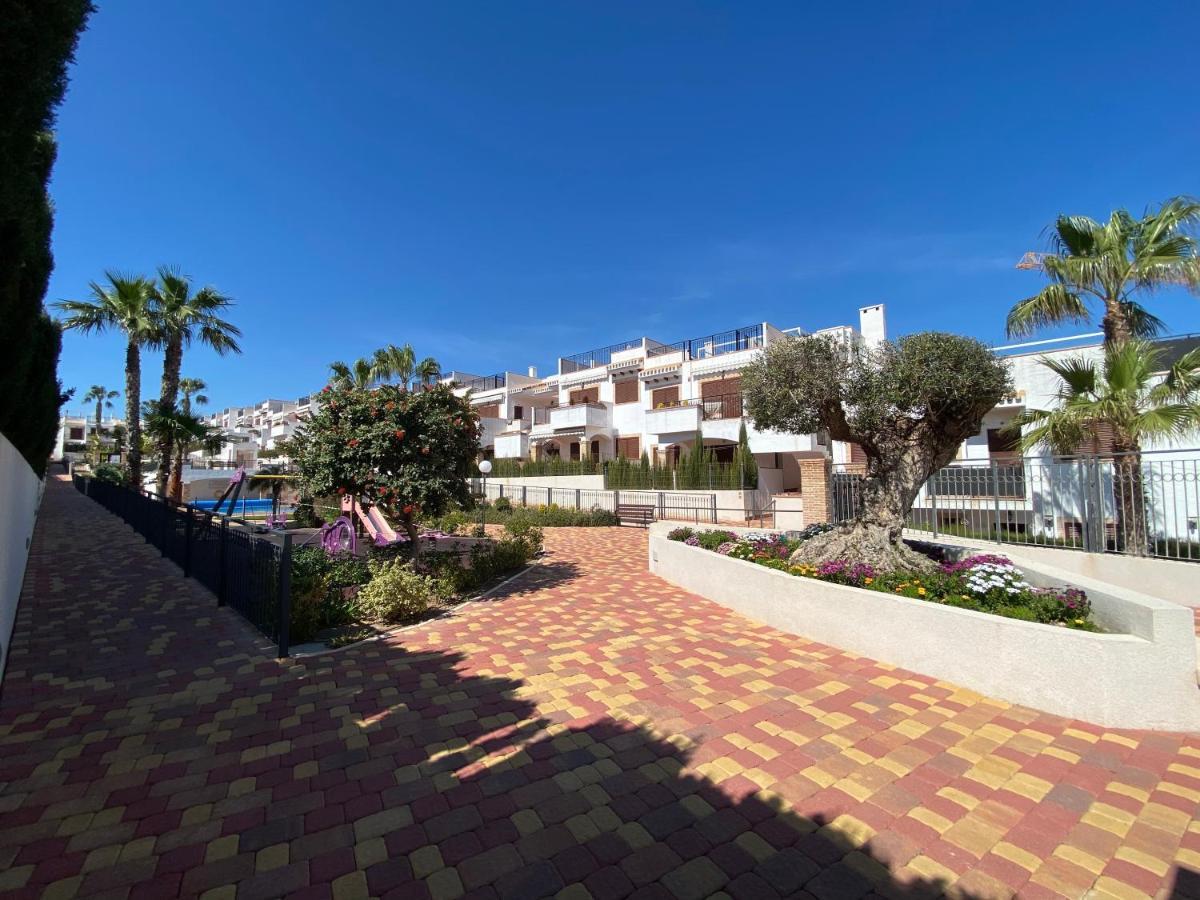 Impresionante Piso De Planta Baja Cerca Al Mar Apartment ตอร์เรเวียคา ภายนอก รูปภาพ